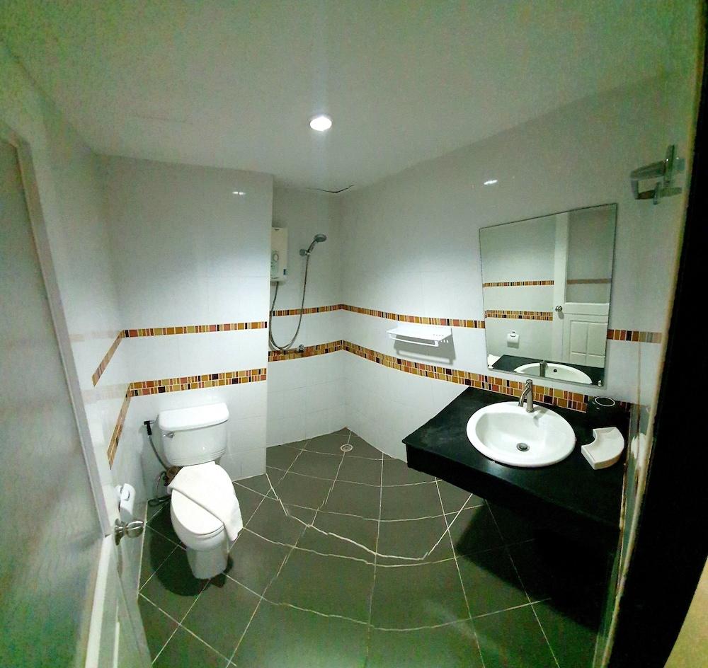 Athome @Nanai 8 Patong Buitenkant foto